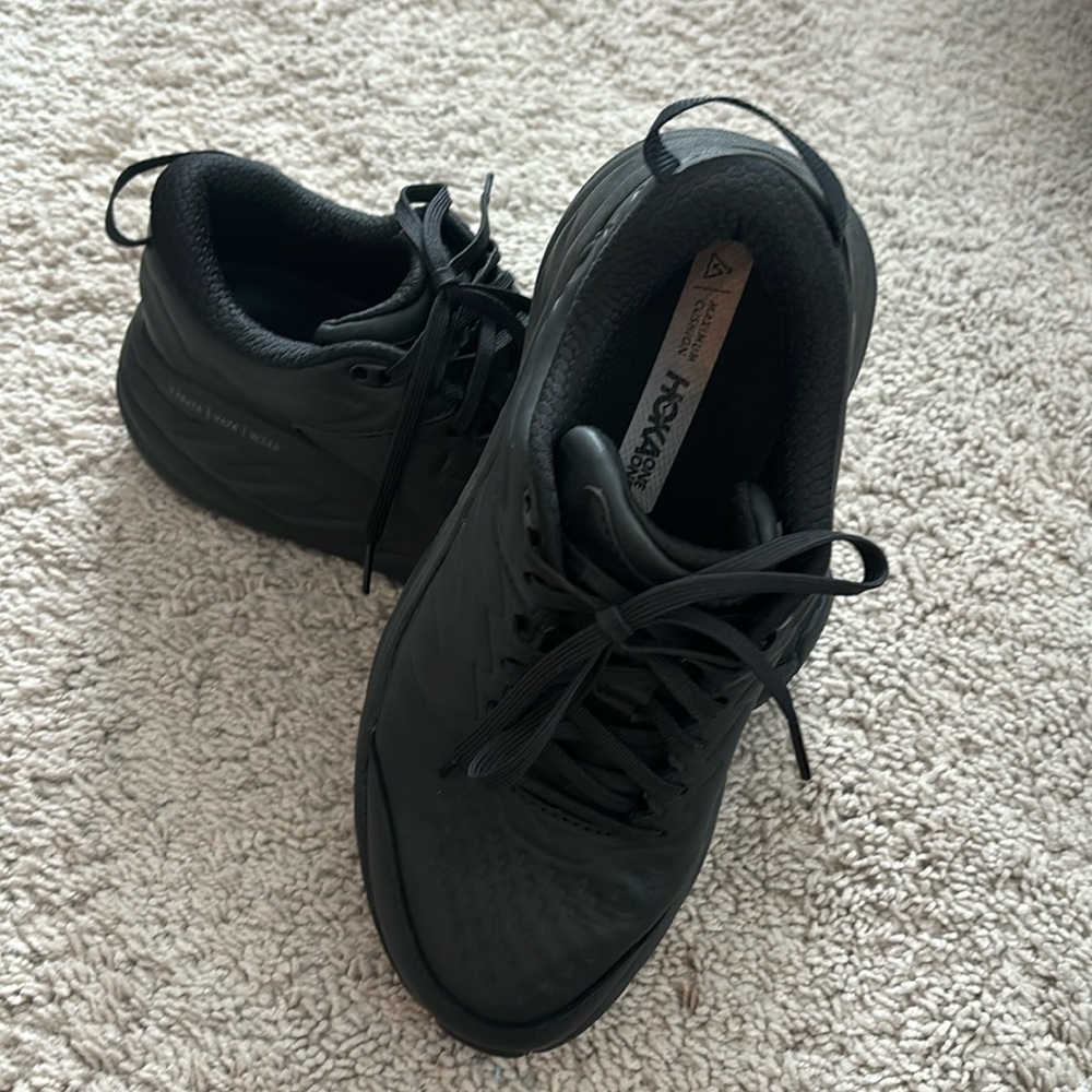 Hola Bondi SR Size 8